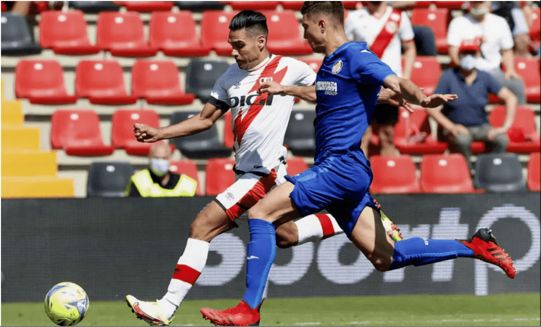 场正赛里 场正赛里